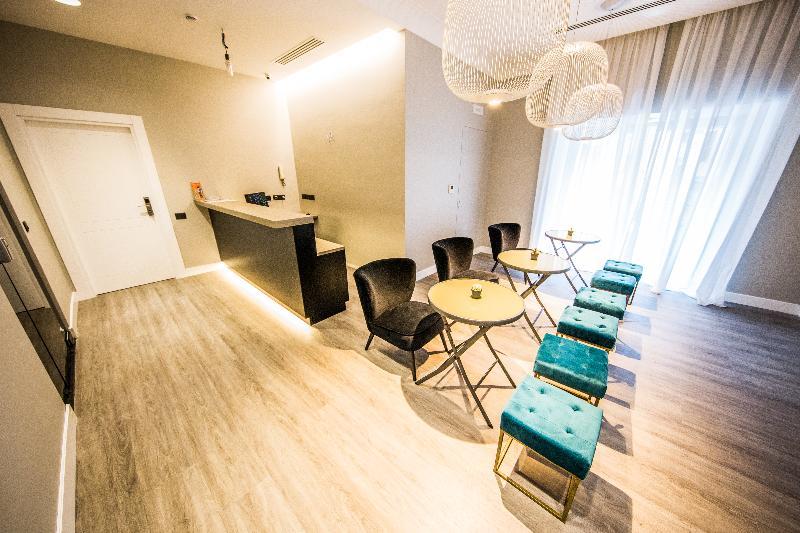 B&B Art House Неаполь Екстер'єр фото